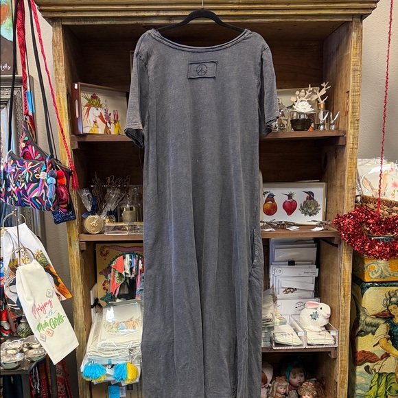 Magnolia Pearl style t shirt dress - Picture 8 of 9